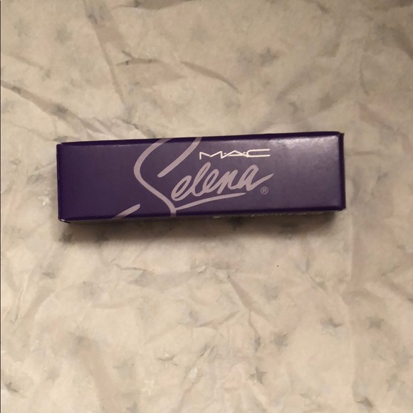 MAC Selena - Picture 4 of 7